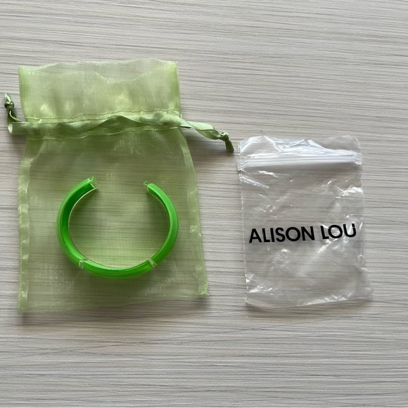 Plastic bracelet - Picture 1 of 15